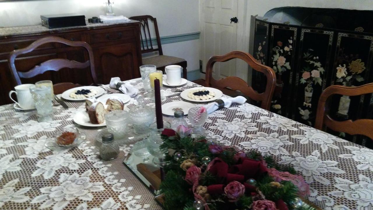 1732 Folke Stone Bed And Breakfast West Chester Eksteriør billede